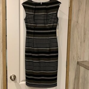 NWT Calvin Klein Dress Size 2